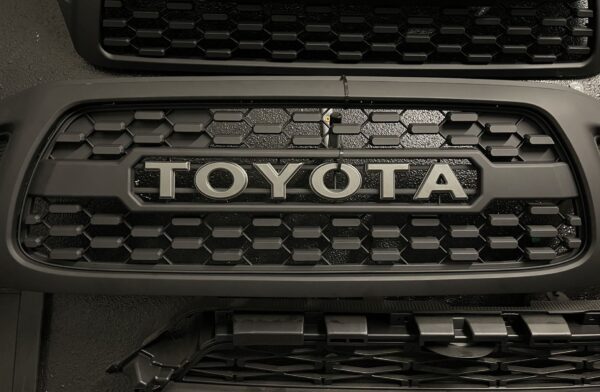 2001-2004 Toyota Tacoma TRD Pro Style Front Grille Assembly - Image 2